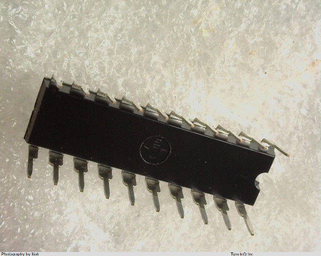 TC74HCT374AP(F)