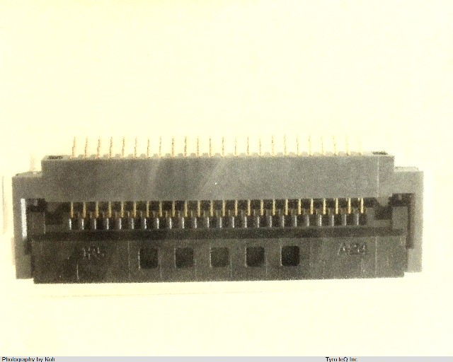 FH52T-24S-0.5SH