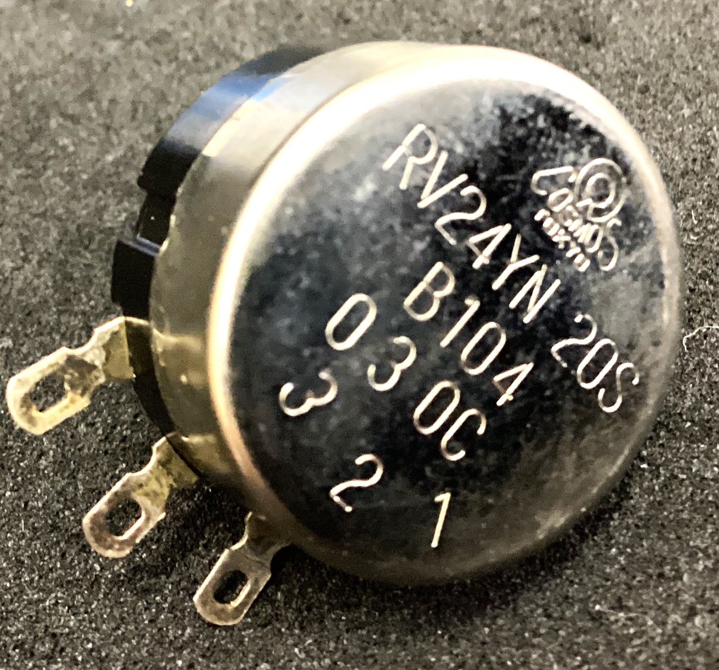 RV24YN20SB104