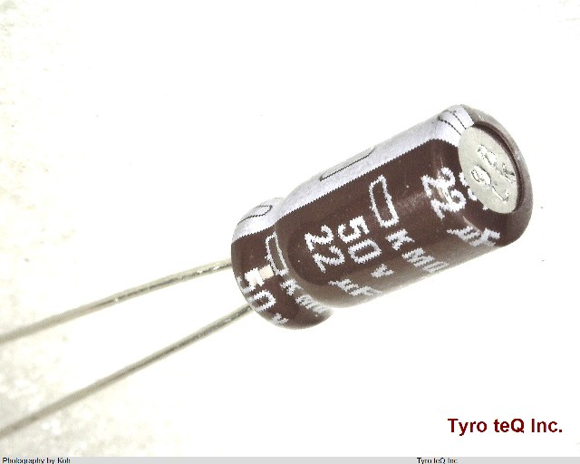 EKMQ500ELL220ME11D