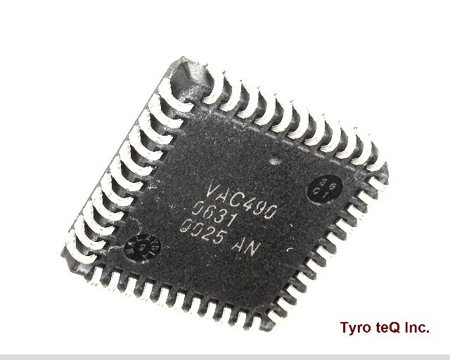 EPM7032AELC44-10