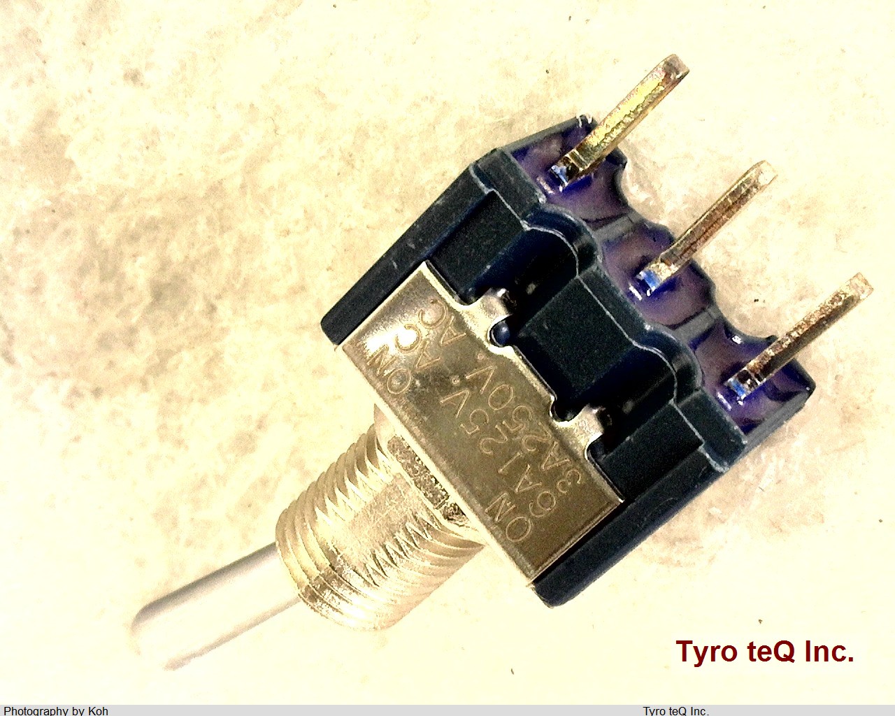 8A1012-Z