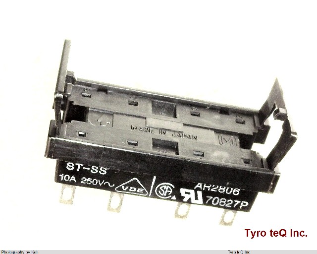 AR2806