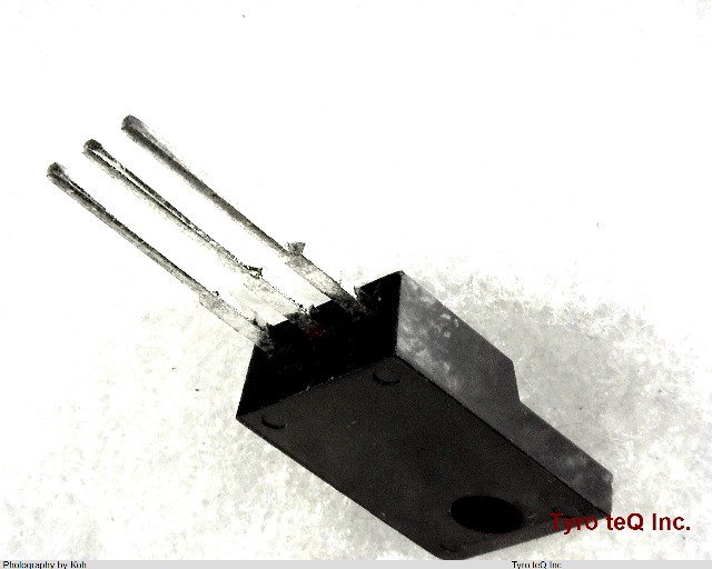 TA7812S