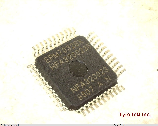 EPM7032QC4415