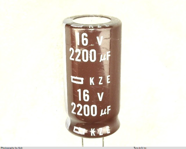 EKZE160ELL222MK25S