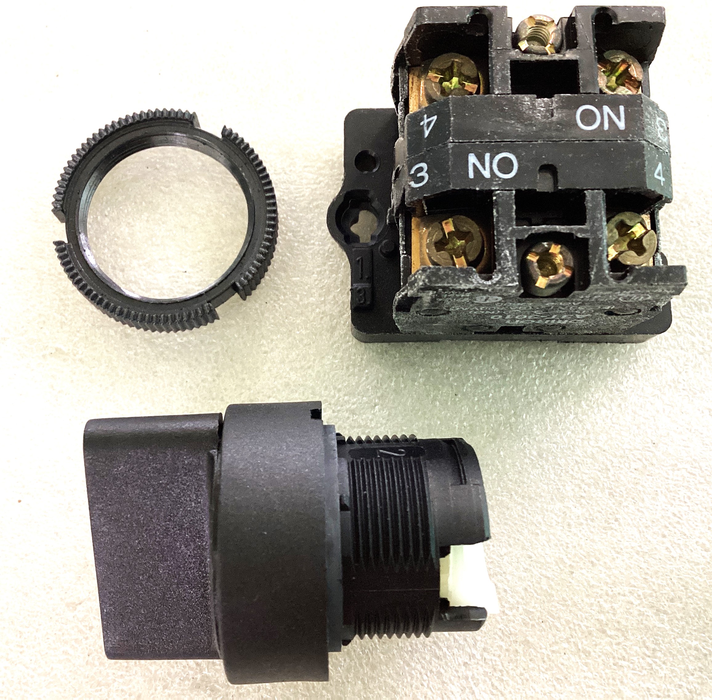 A3TS-95A20-B
