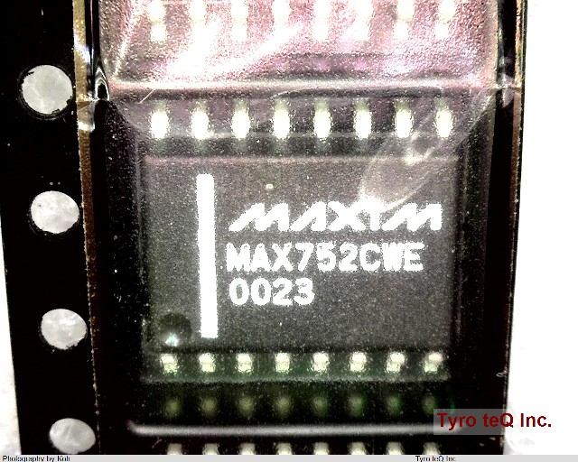 MAX752CWE