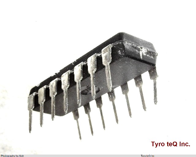 SN7427N