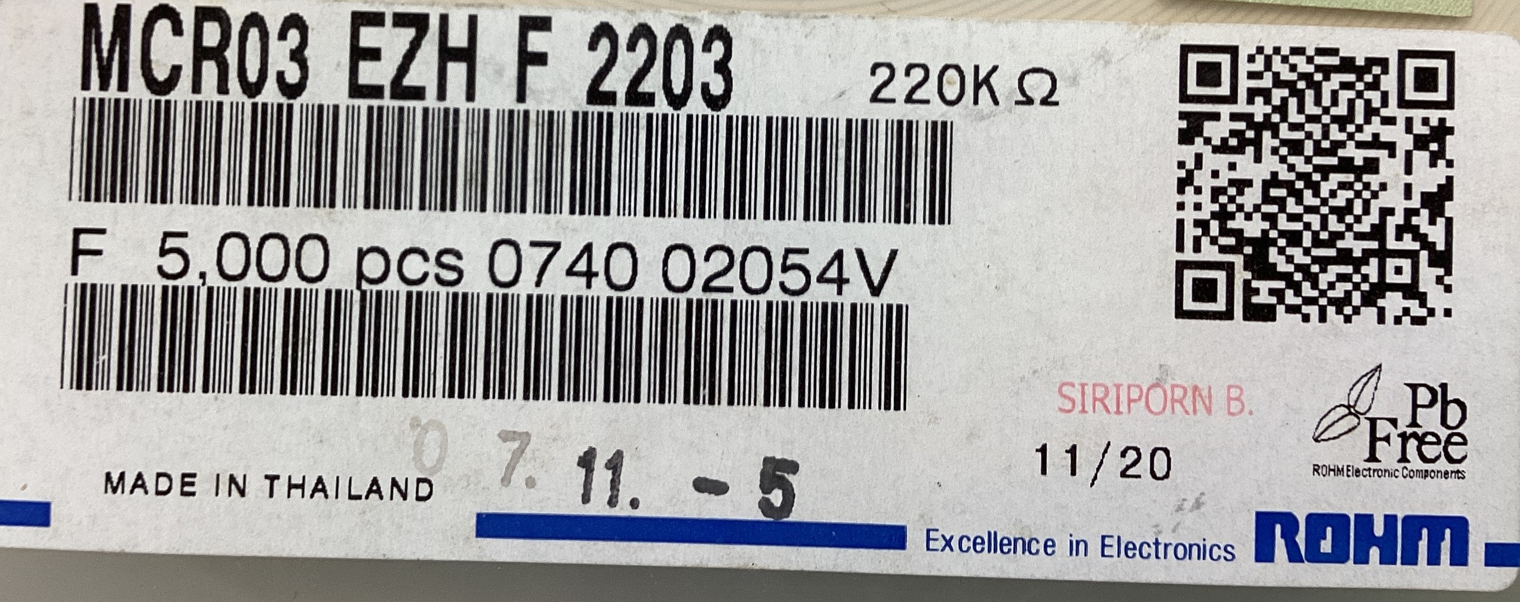 MCR03EZHF2203
