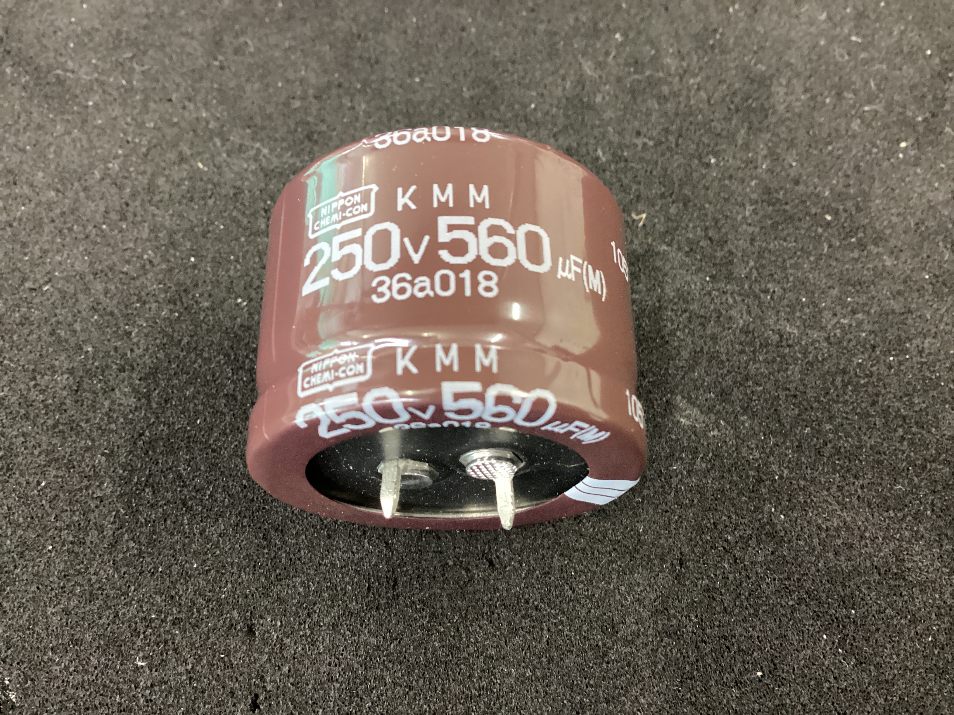 EKMM251VSN561MA25S