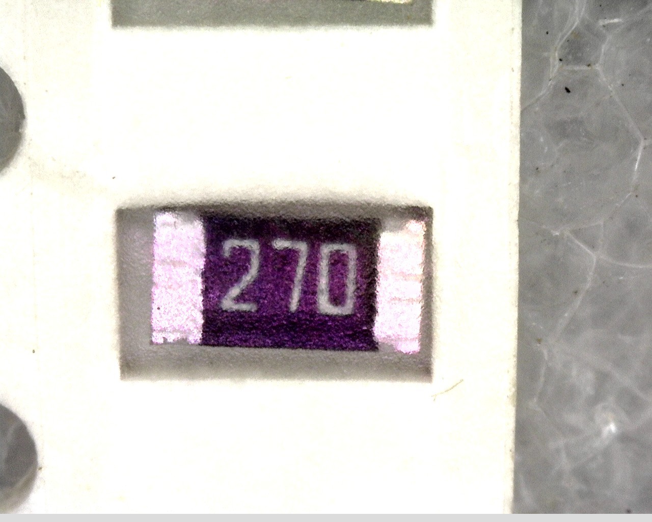RK73B2BTTD270J