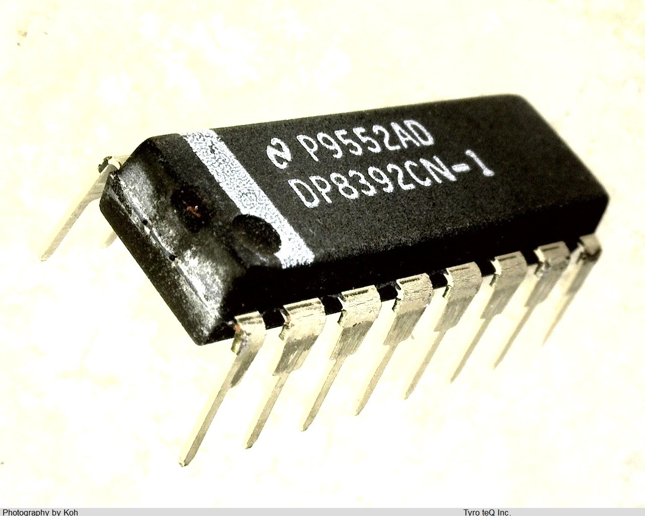 DP8392CN-1