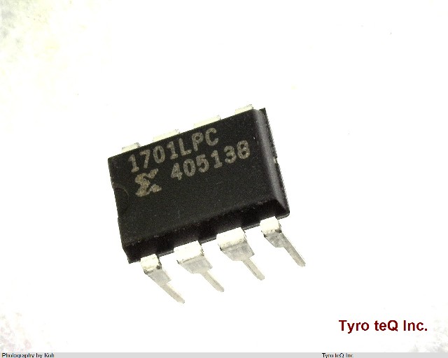 XC1701LPD8C