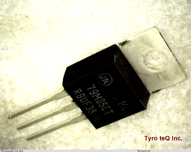 MC79M05CTG