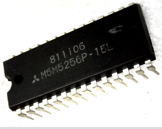 M5M5256P-15L