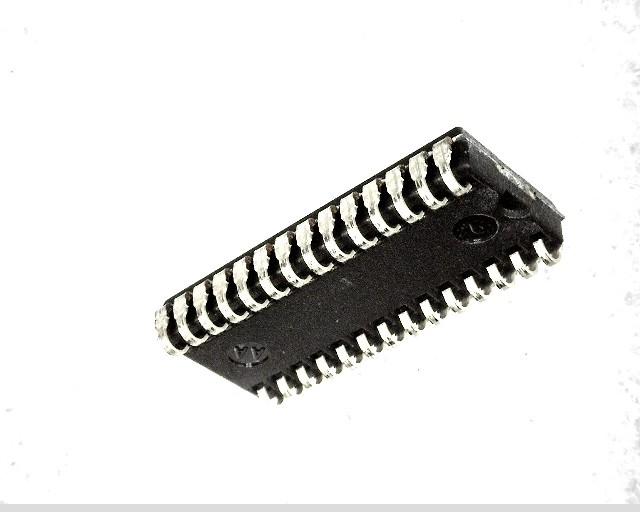HM62832UHJP-15