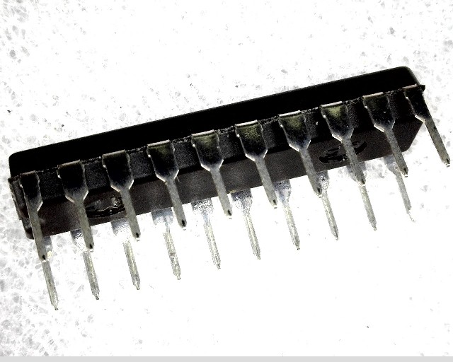 HD74LS240P