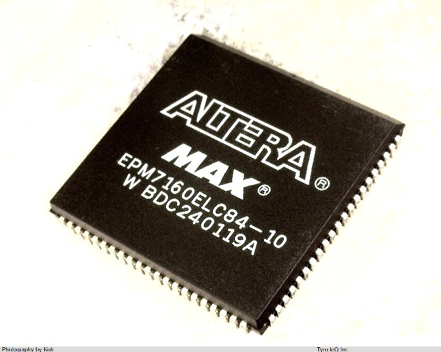 EPM7160ELC84-10W