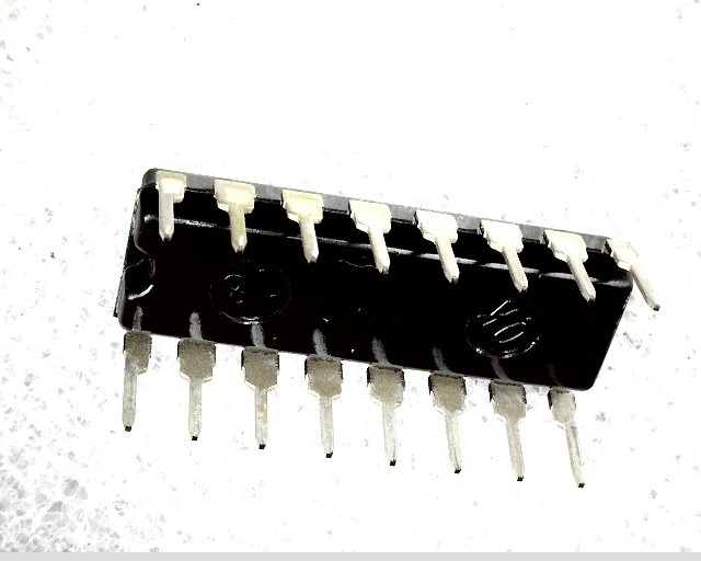 HD74LS279P