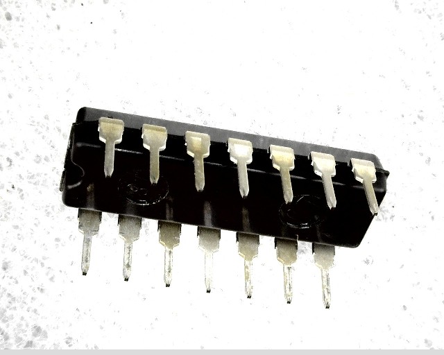 HD7474P