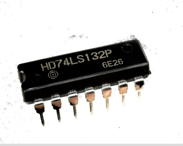 HD74LS132P