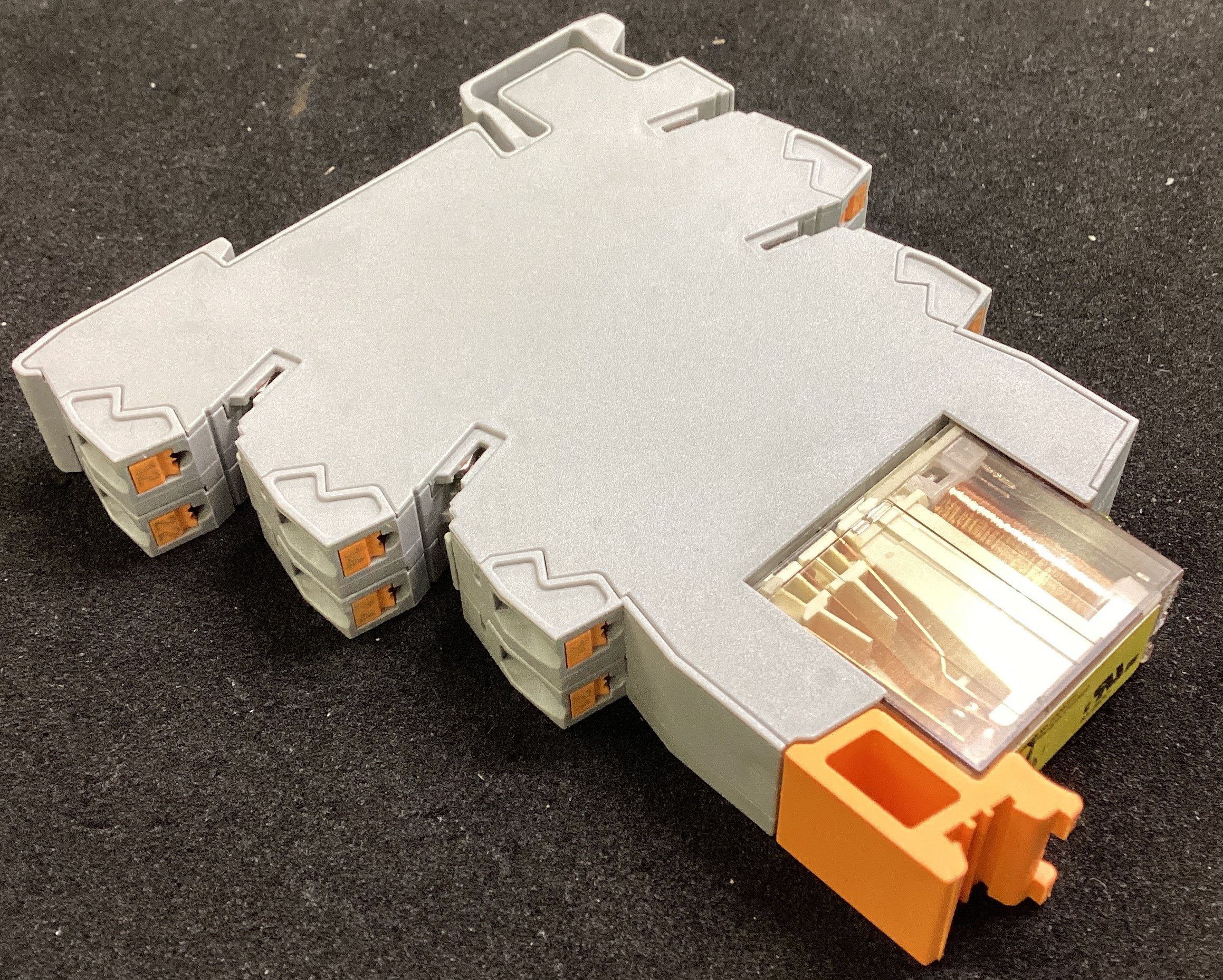 PLC-RPT- 24DC/2X21/FG