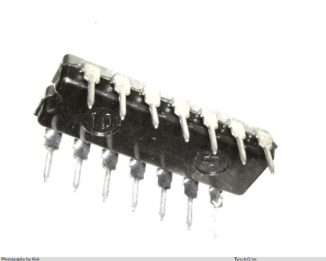 HD74LS08P