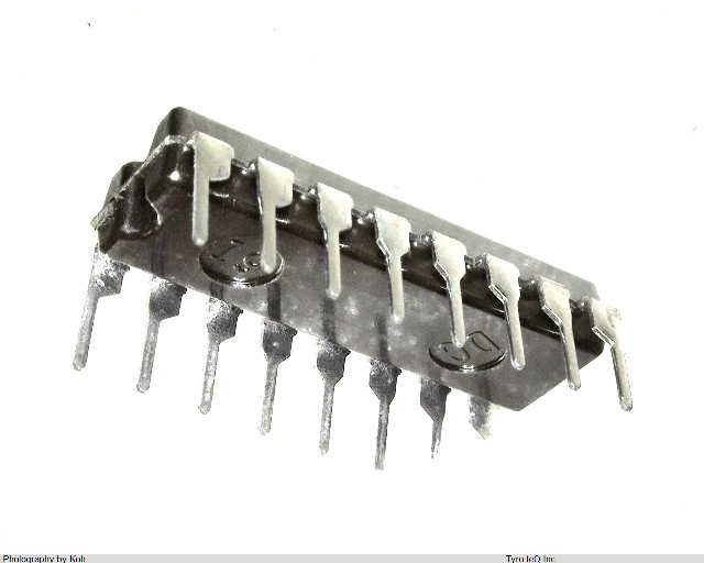 HD74LS138P