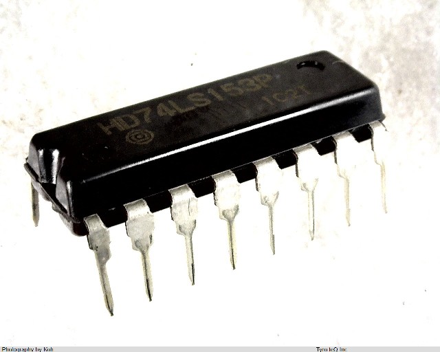 HD74LS153P