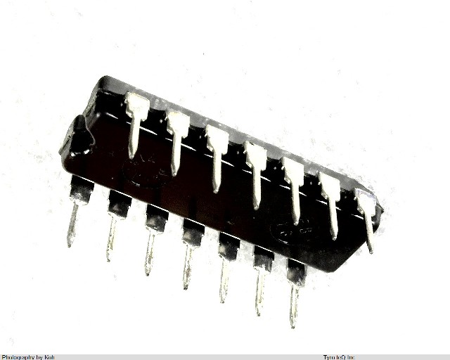 HD74LS107AP