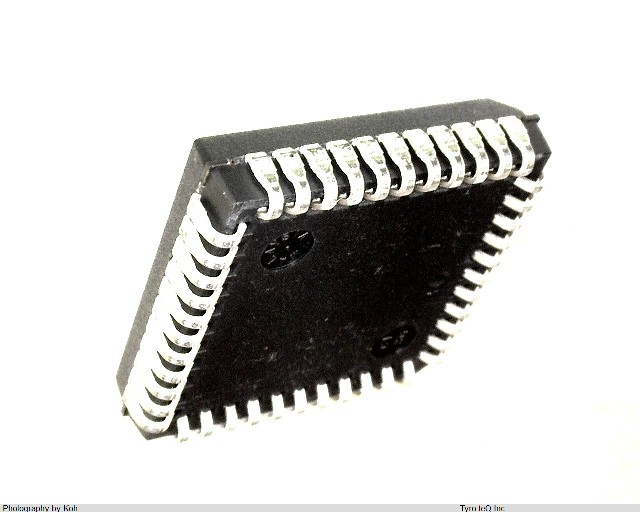 EPM7032LC44-15W