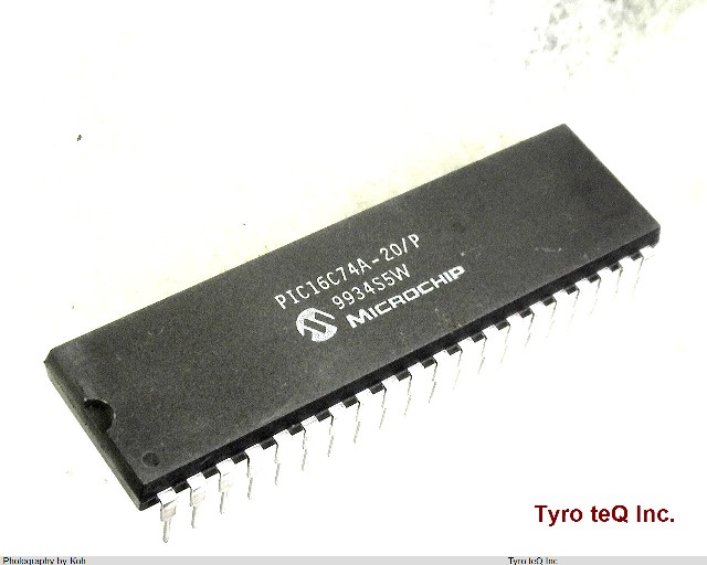 PIC16C74A-20/P
