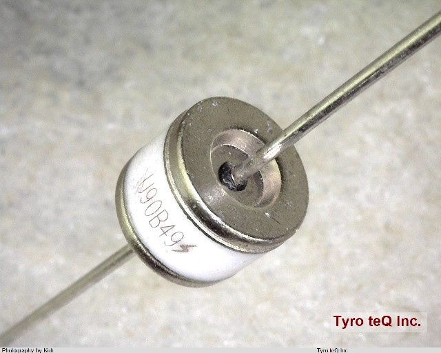 Y08U-90B