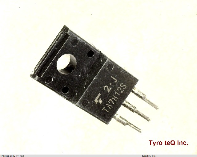 TA7812S