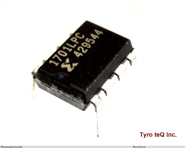 XC1701LPD8C