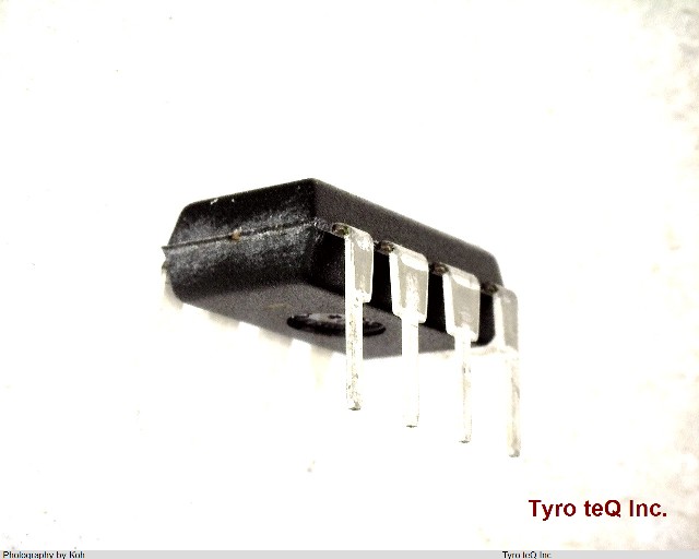 XC1701LPD8C