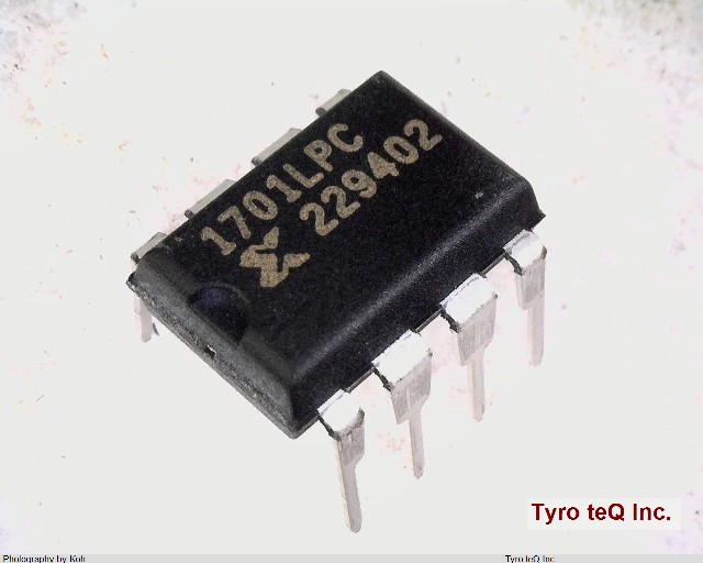 XC1701LPD8C