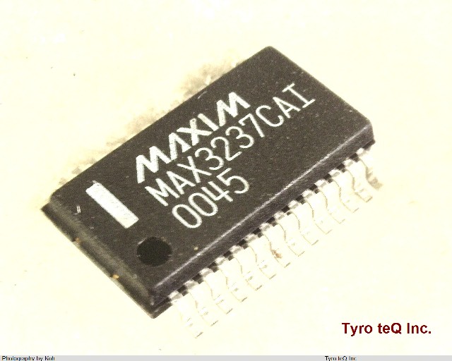 MAX3237CAI+