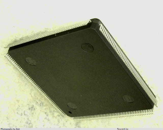 EPM7256SQC208-15N