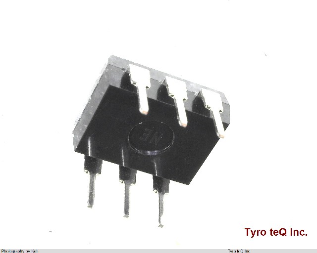 AQV252G