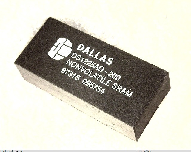 DS1225AD-200