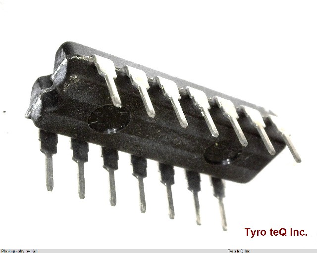 HD74HC00P