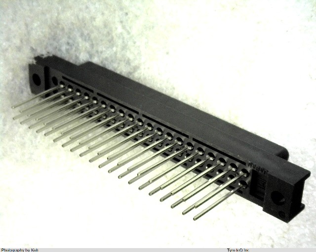 FCN-362J040-AU