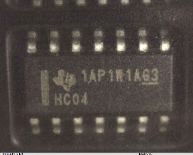SN74HC04DR