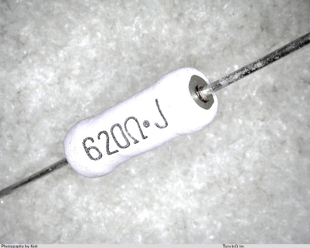 MOS3C621J