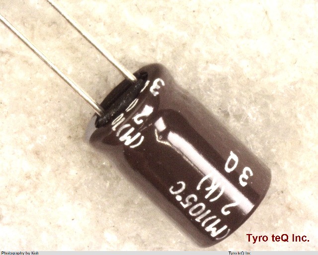 EKZE350ELL151MHB5D