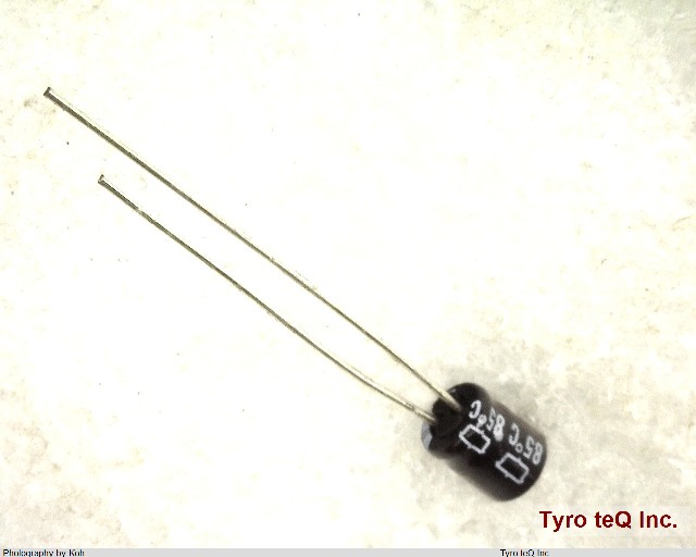ESRM500ELL1R0MD05D