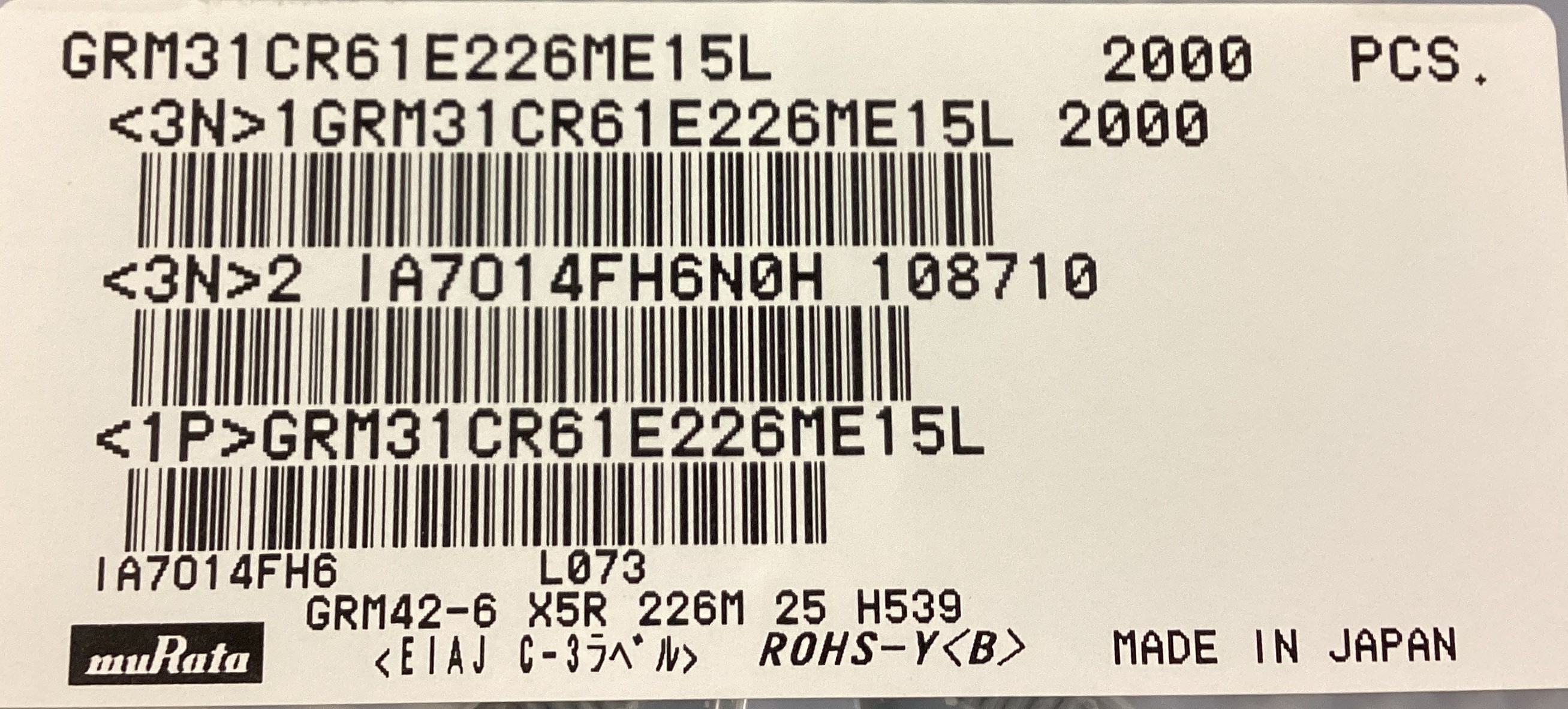 GRM31CR61E226ME15L