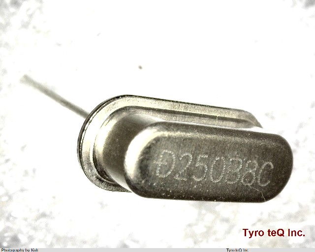 AT-49 25.000MHZ